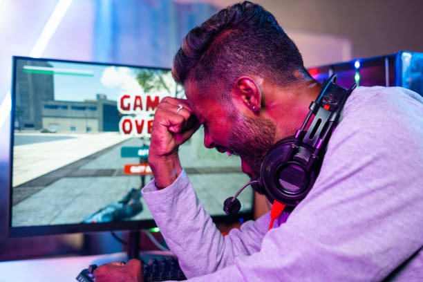 Global Online Gaming Services with Secure Transactions